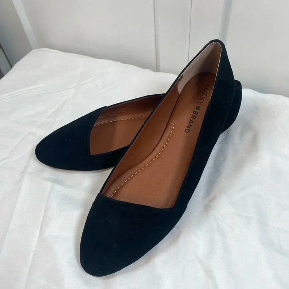 Lucky Brand - Black closed toed flat shoes mules - 8 - like new - Picture 1 of 3